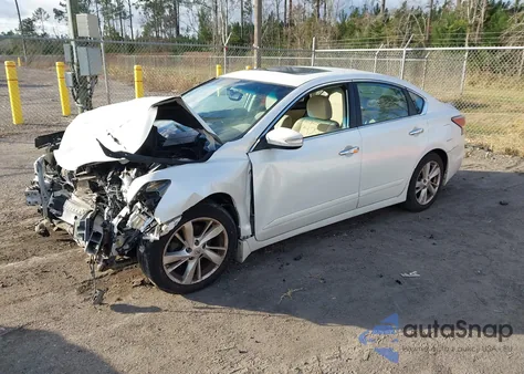 2014 Nissan Altima 2.5 Sv из США, поврежденный, VIN 1N4AL3AP8EC166352